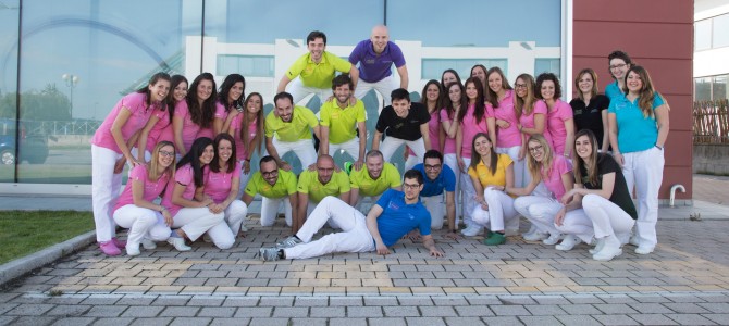 IL LAVORO DI SQUADRA DIVIDE I COMPITI E MOLTIPLICA IL SUCCESSO IL LAVORO DI SQUADRA DIVIDE I COMPITI E MOLTIPLICA IL SUCCESSO